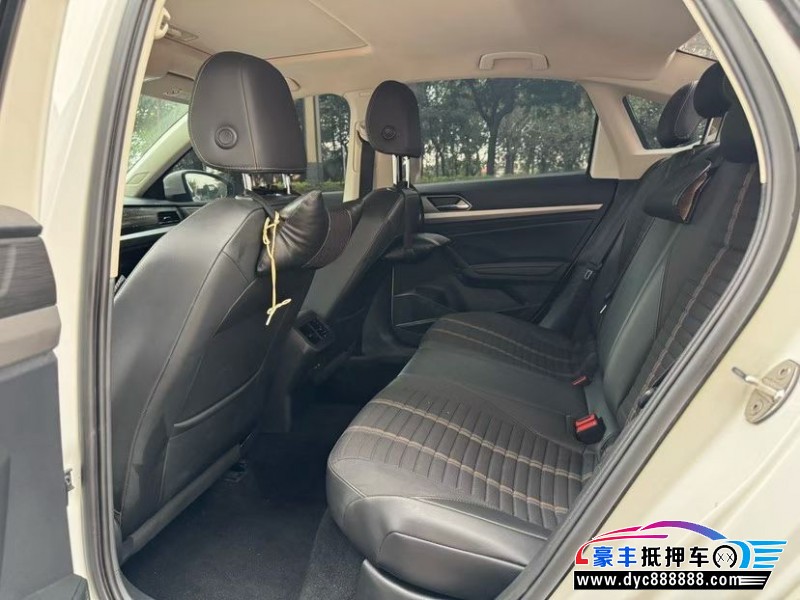 20年大众朗逸轿车抵押车出售