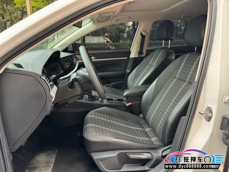 20年大众朗逸轿车抵押车出售