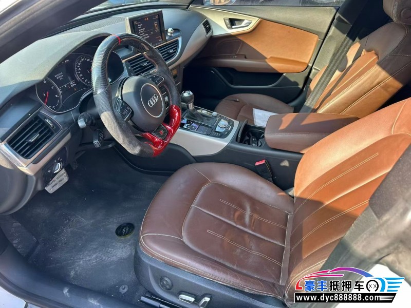 16年奥迪A7轿车抵押车出售