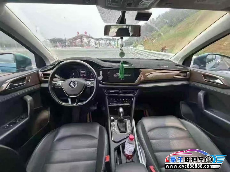 20年大众途岳轿车抵押车出售