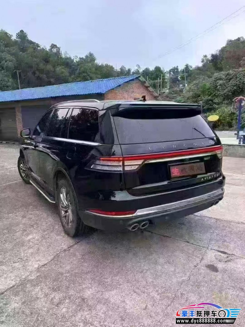 22年林肯飞行家轿车抵押车出售