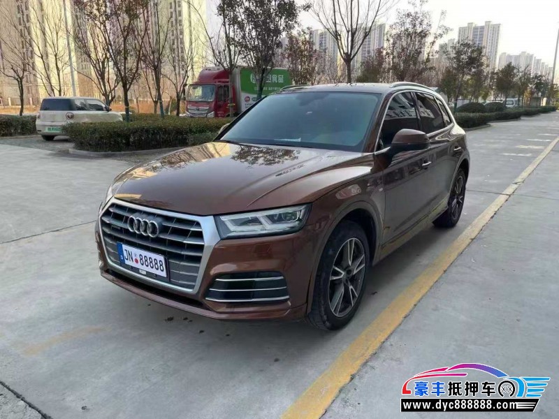 18年奥迪Q5轿车抵押车出售