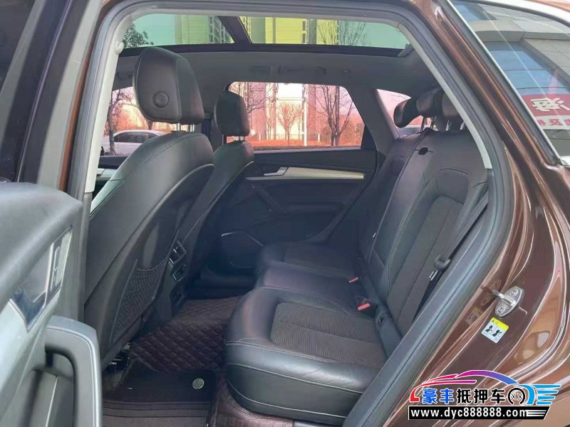 18年奥迪Q5轿车抵押车出售