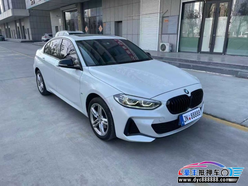 22年宝马1系轿车抵押车出售