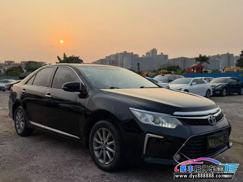 17年丰田凯美瑞轿车抵押车出售