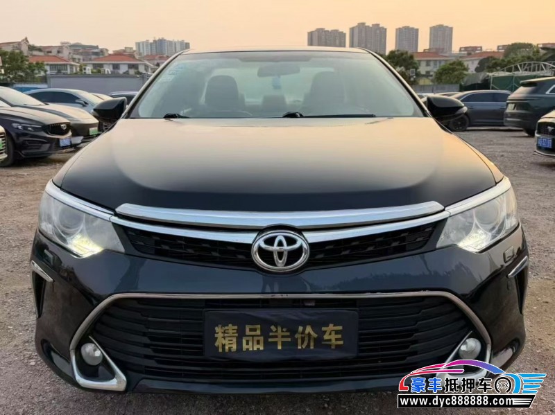 17年丰田凯美瑞轿车抵押车出售