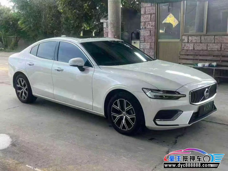 24年沃尔沃S60轿车抵押车出售