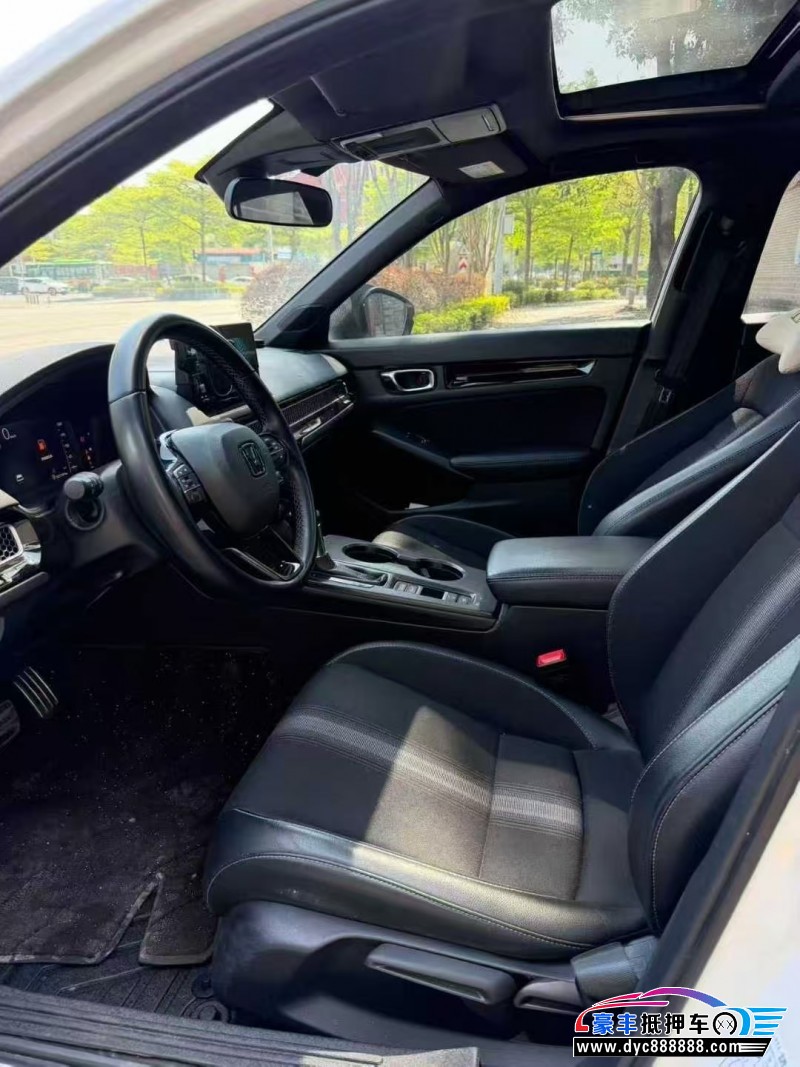 24年本田思域轿车抵押车出售