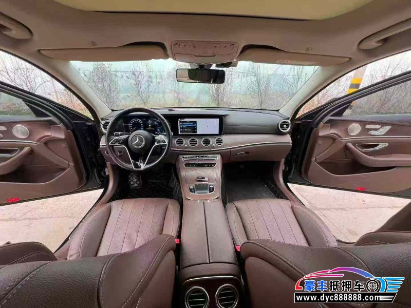 23年奔驰E轿车抵押车出售