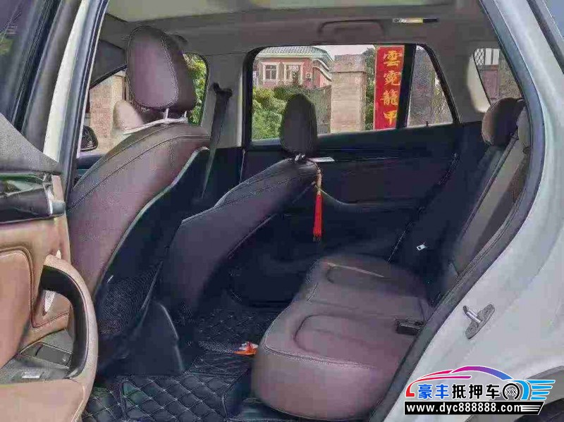 22年宝马X1轿车抵押车出售