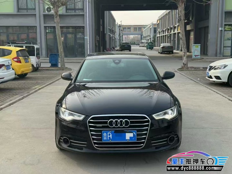 抵押车出售14年奥迪A6轿车