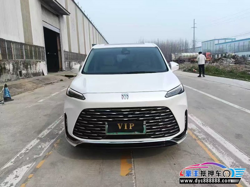 抵押车出售26年别克GL8轿车