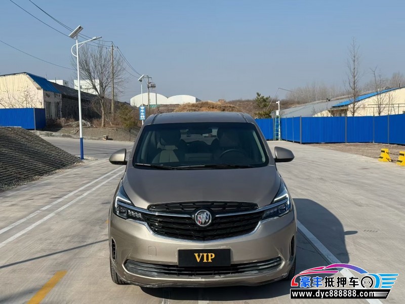 抵押车出售22年别克GL8轿车