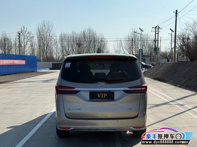 22年别克GL8轿车抵押车出售