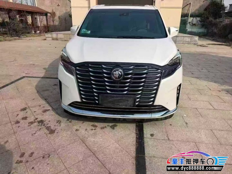 抵押车出售22年别克GL8轿车