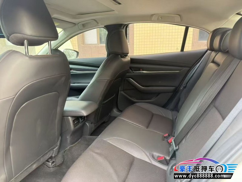 23年马自达昂克赛拉轿车抵押车出售