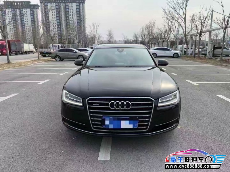 抵押车出售17年奥迪A8轿车