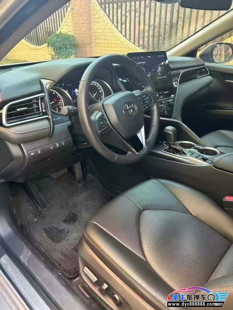 24年丰田凯美瑞轿车抵押车出售