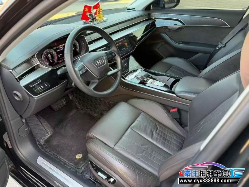 20年奥迪A8轿车抵押车出售