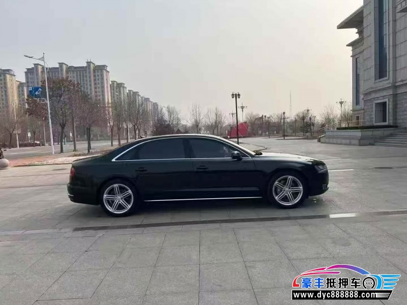 13年奥迪A8轿车抵押车出售