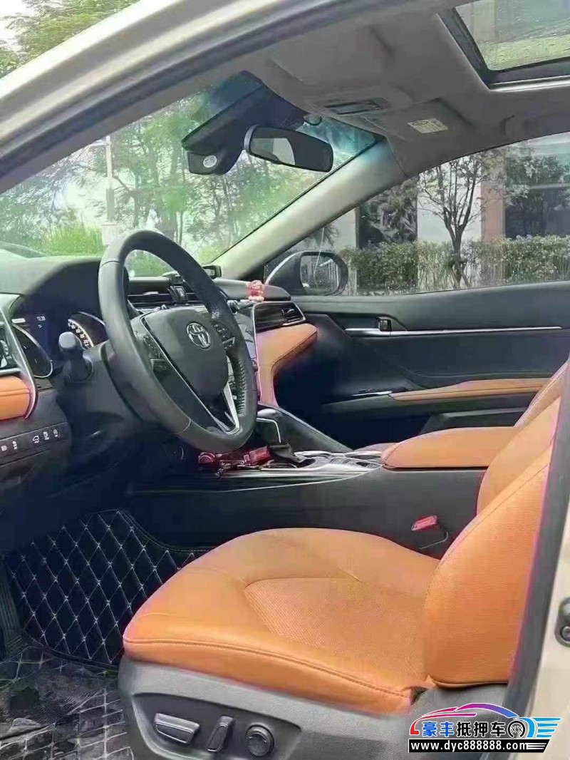 21年丰田凯美瑞轿车抵押车出售