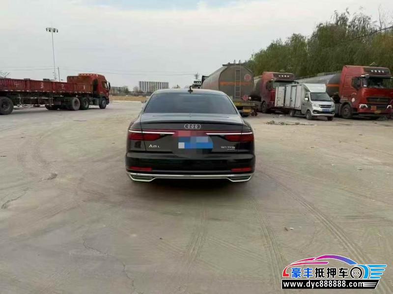 22年奥迪A8轿车抵押车出售