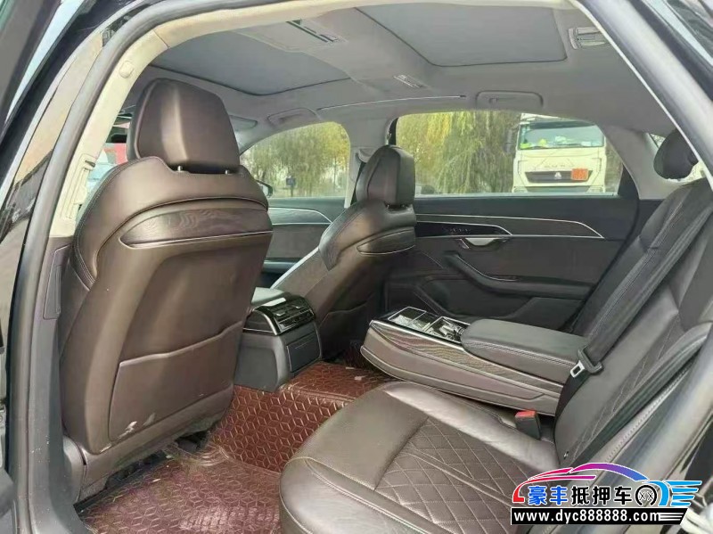 22年奥迪A8轿车抵押车出售