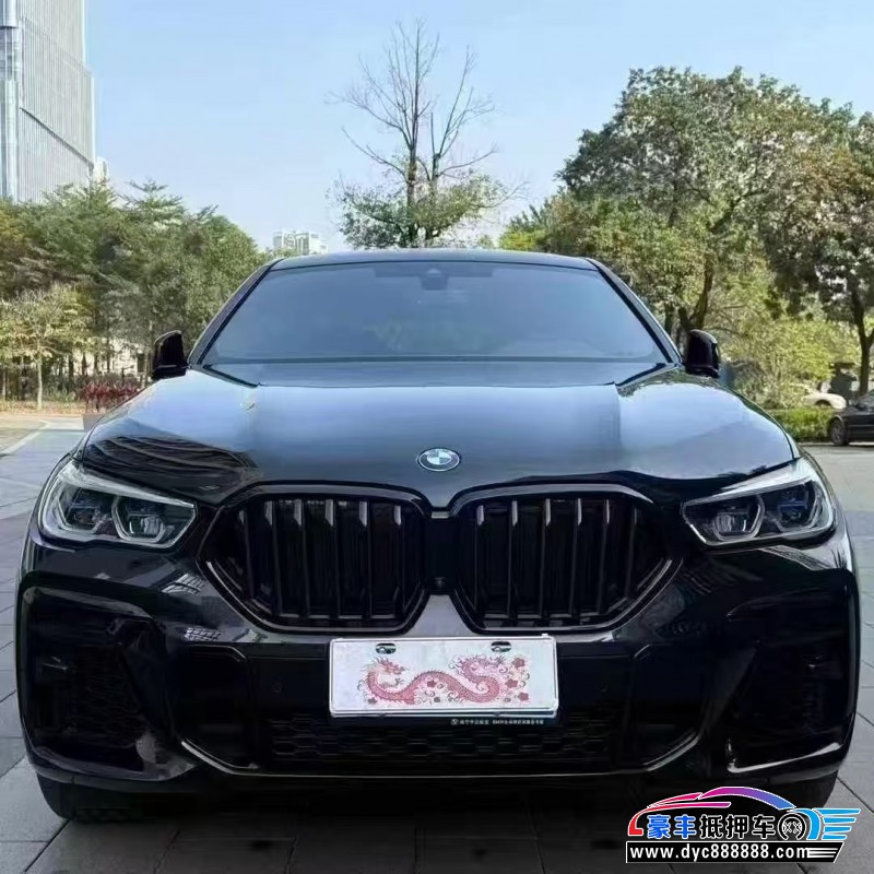 抵押车出售23年宝马X6轿车