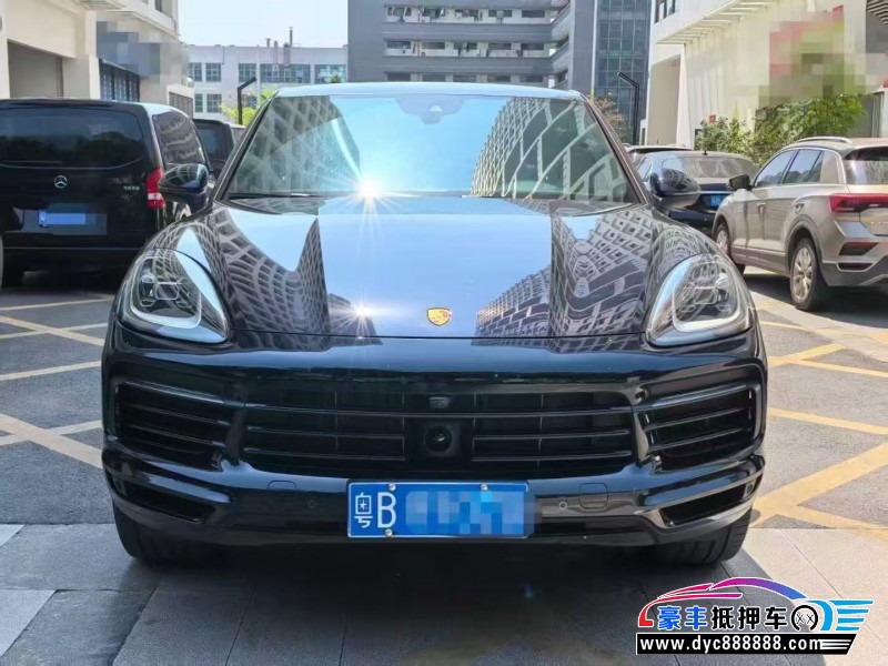 抵押车出售22年保时捷卡宴轿车