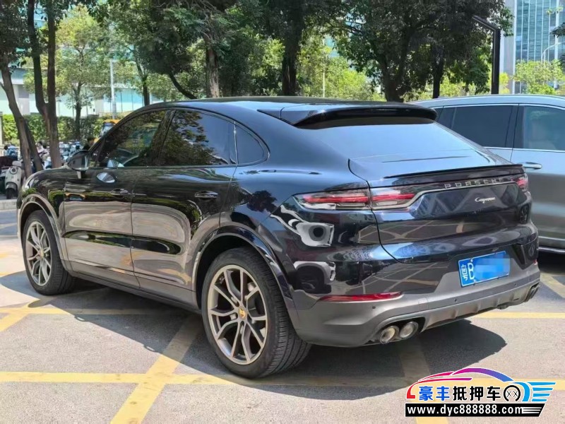 22年保时捷卡宴轿车抵押车出售