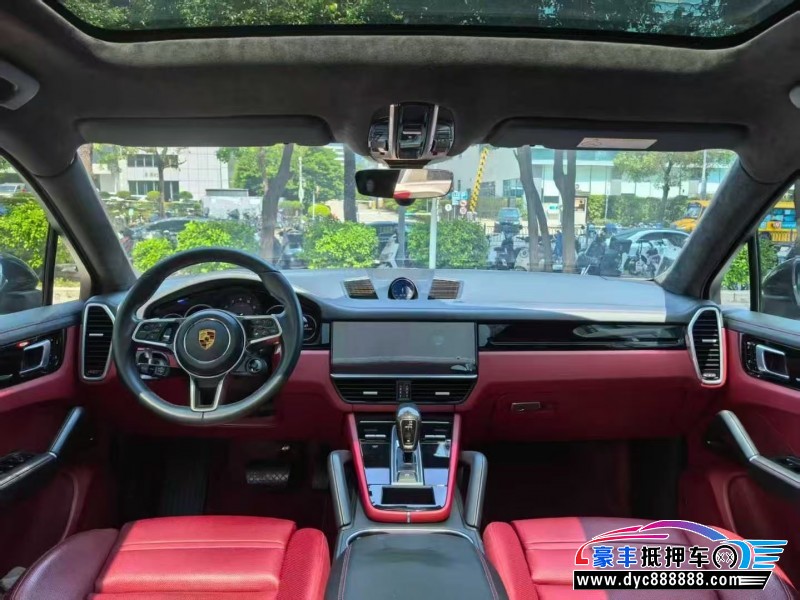 22年保时捷卡宴轿车抵押车出售