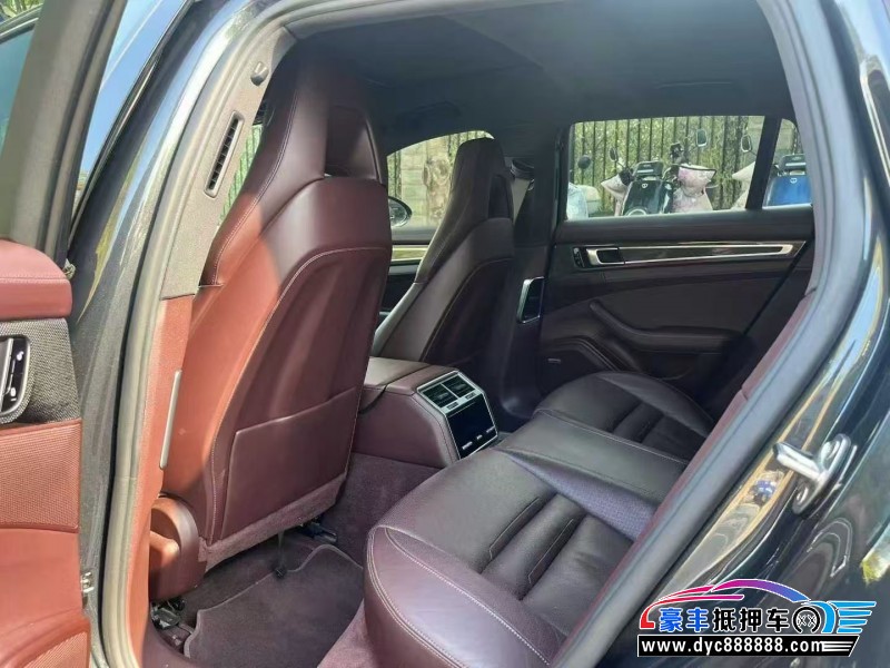 18年保时捷帕纳梅拉轿车抵押车出售