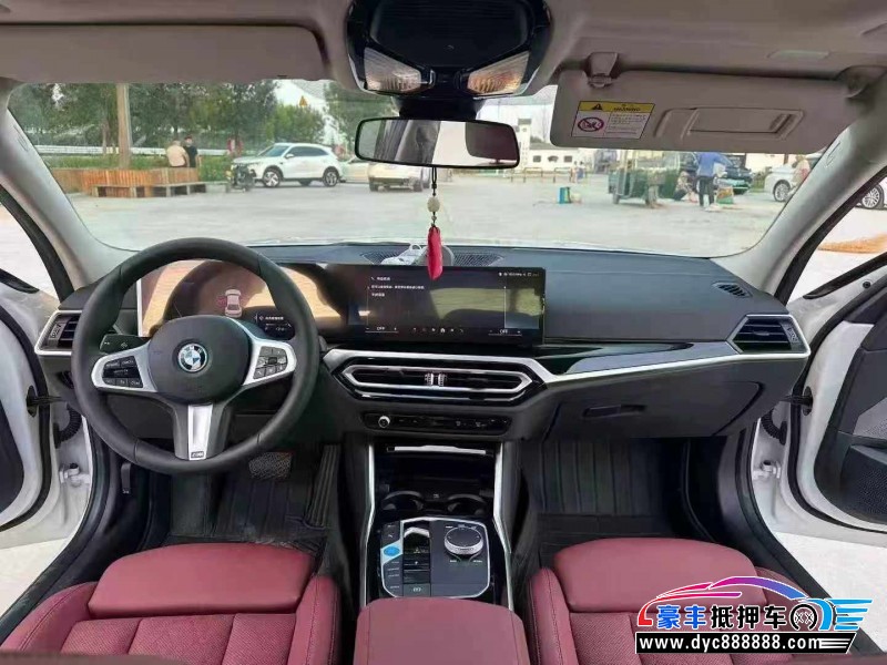 24年宝马i3轿车抵押车出售