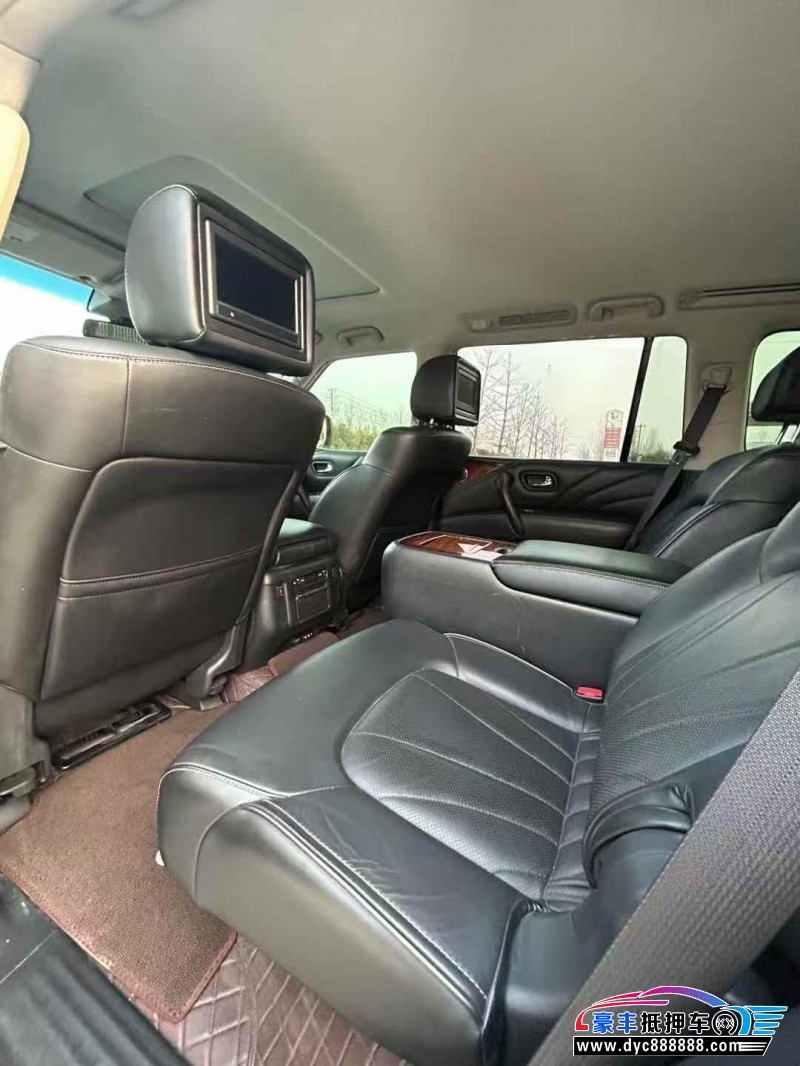 18年英菲尼迪QX80轿车抵押车出售