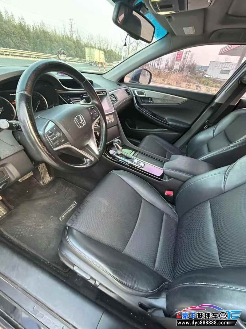 15年本田思铂睿轿车抵押车出售
