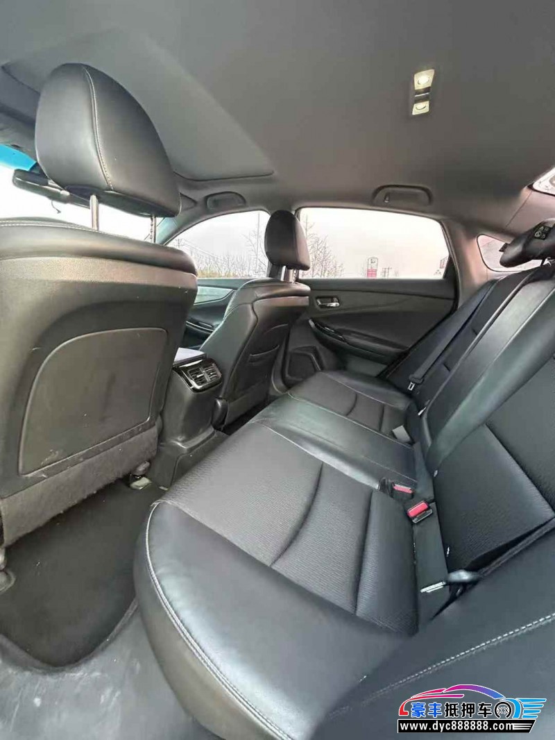 15年本田思铂睿轿车抵押车出售