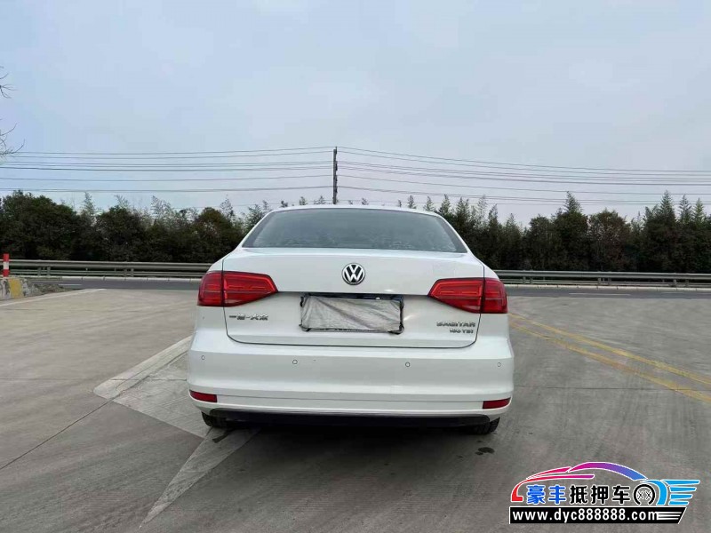 17年大众速腾轿车抵押车出售