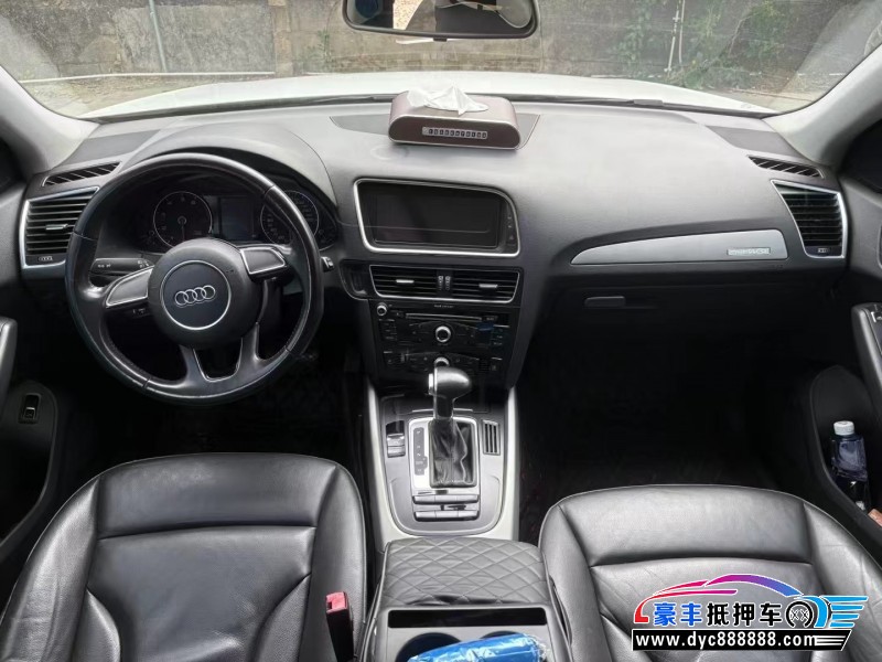 17年奥迪Q5轿车抵押车出售