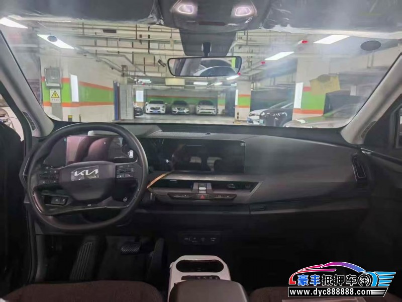 26年起亚EV5轿车抵押车出售