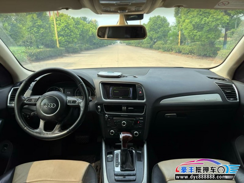 15年奥迪Q5轿车抵押车出售