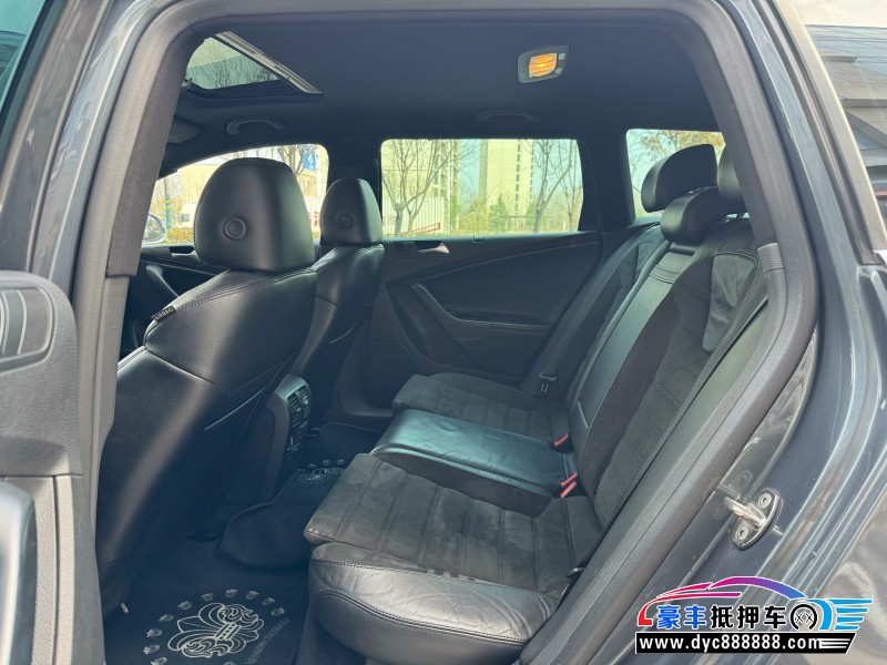 11年大众R36轿车抵押车出售