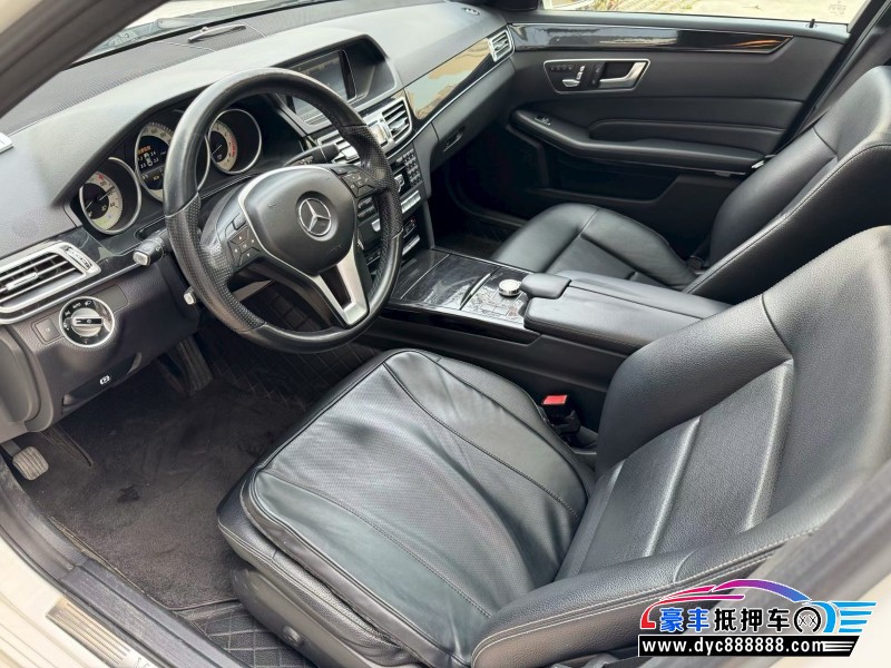 14年奔驰E轿车抵押车出售