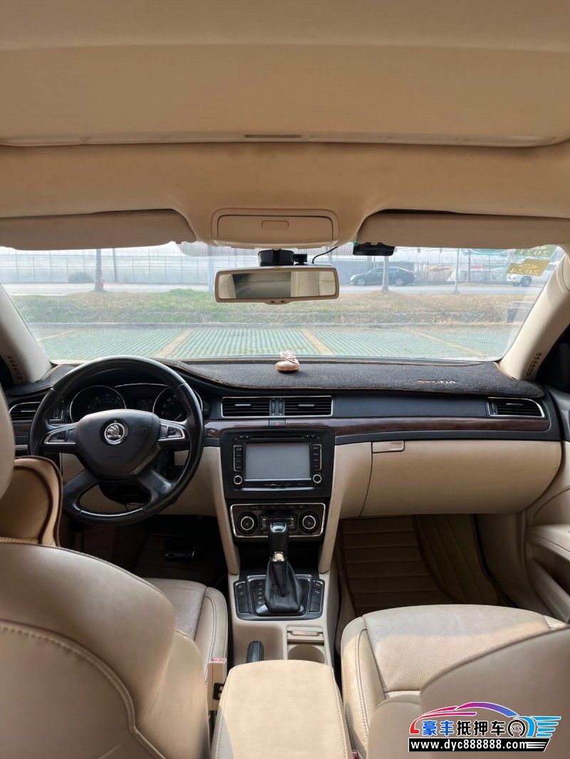 14年斯柯达昊锐轿车抵押车出售