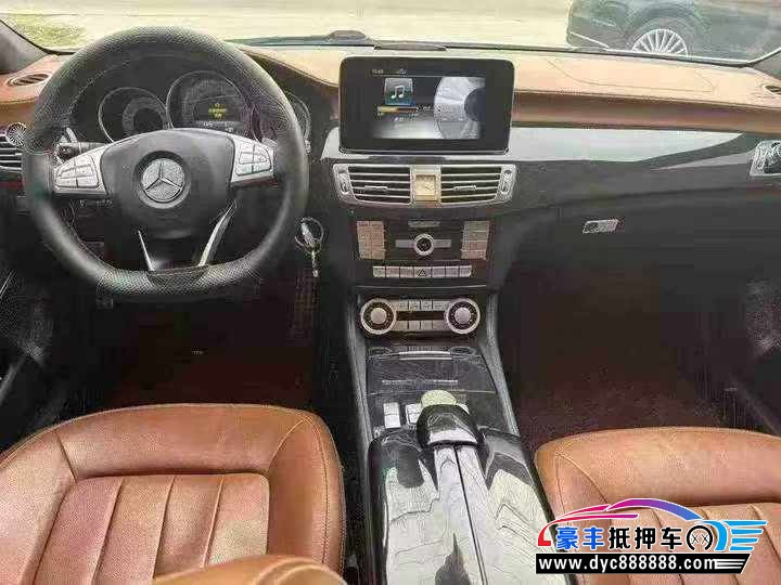 17年奔驰CLS轿车抵押车出售