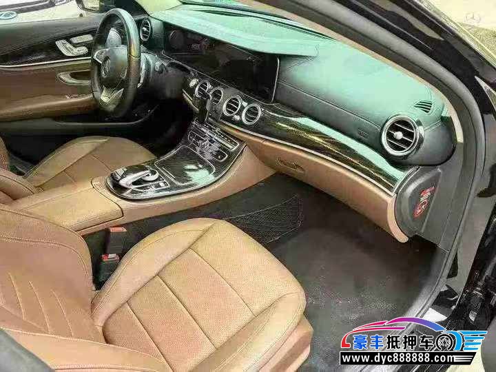 18年奔驰E轿车抵押车出售