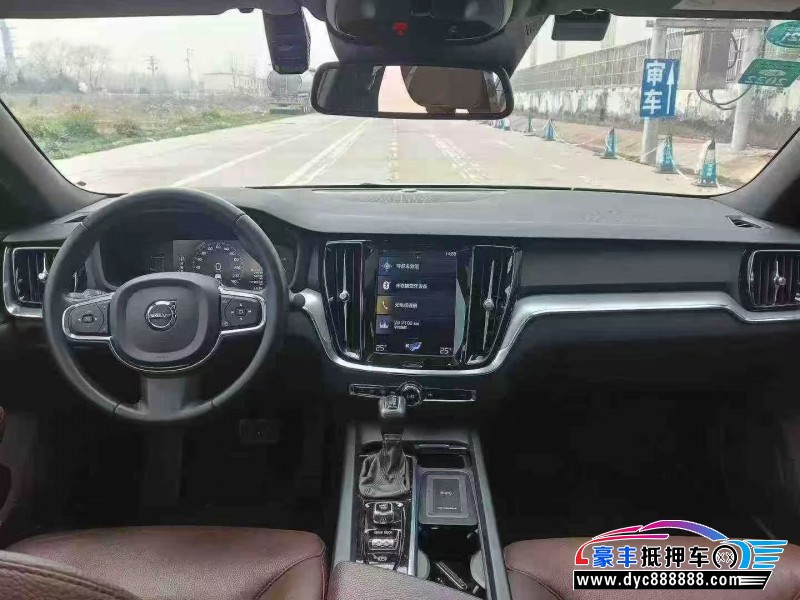 20年沃尔沃S60轿车抵押车出售