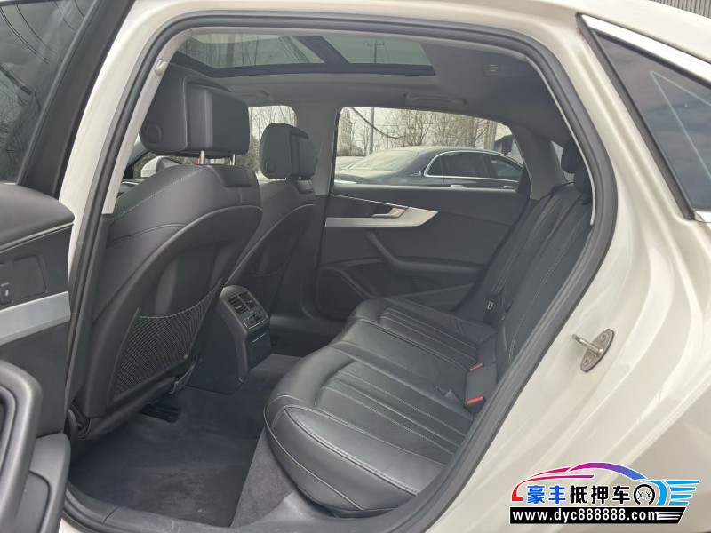 20年奥迪A4L轿车抵押车出售