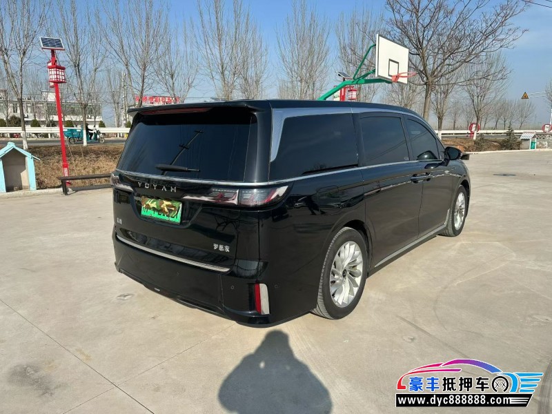 24年岚图梦想家MPV抵押车出售