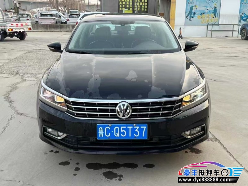 抵押车出售17年大众帕萨特轿车