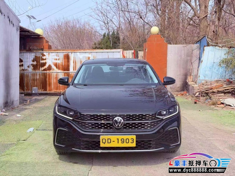 抵押车出售22年大众帕萨特轿车